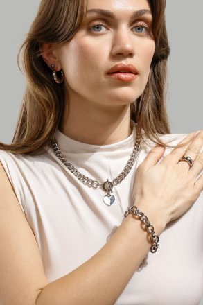 Luxe Circle Charm Necklace - Silverpläterat
