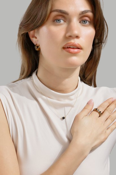Örhänge Dark Crystal Hoop - 18k Guldpläterat
