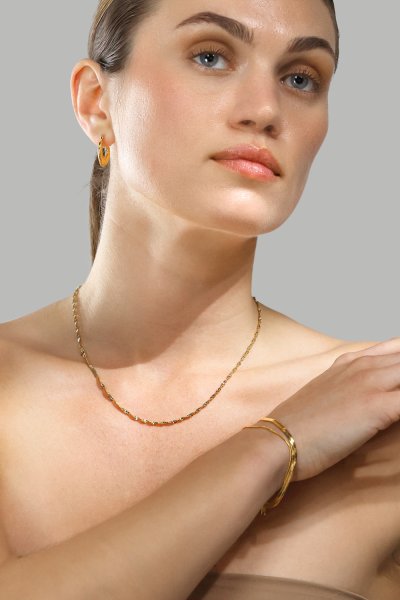 Örhängen Elegans – 18k Guldpläterade