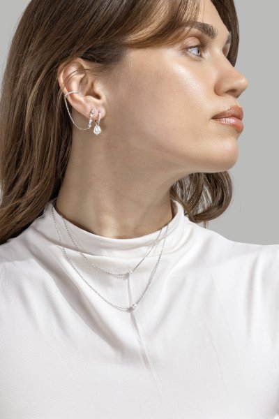 Pearl Charm Örhängen – Silver Plated