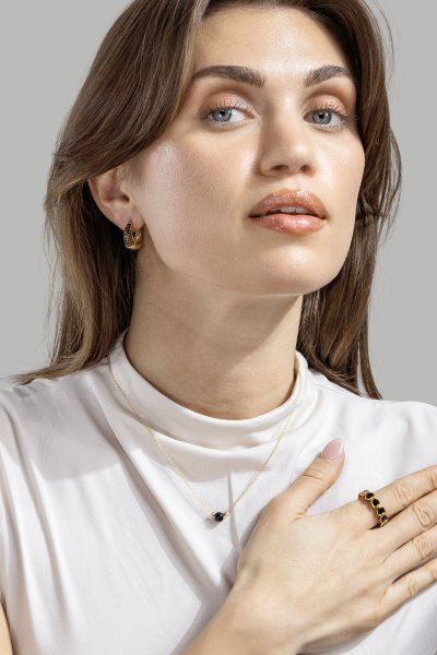 Örhänge Dark Crystal Hoop - 18k Guldpläterat