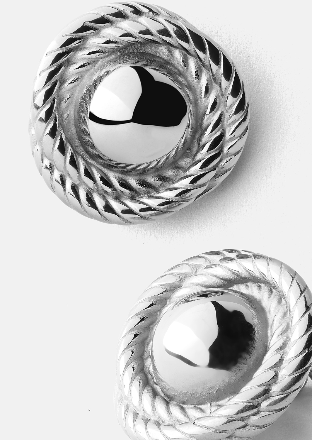 Örhänge Regal Twist - Silverpläterat