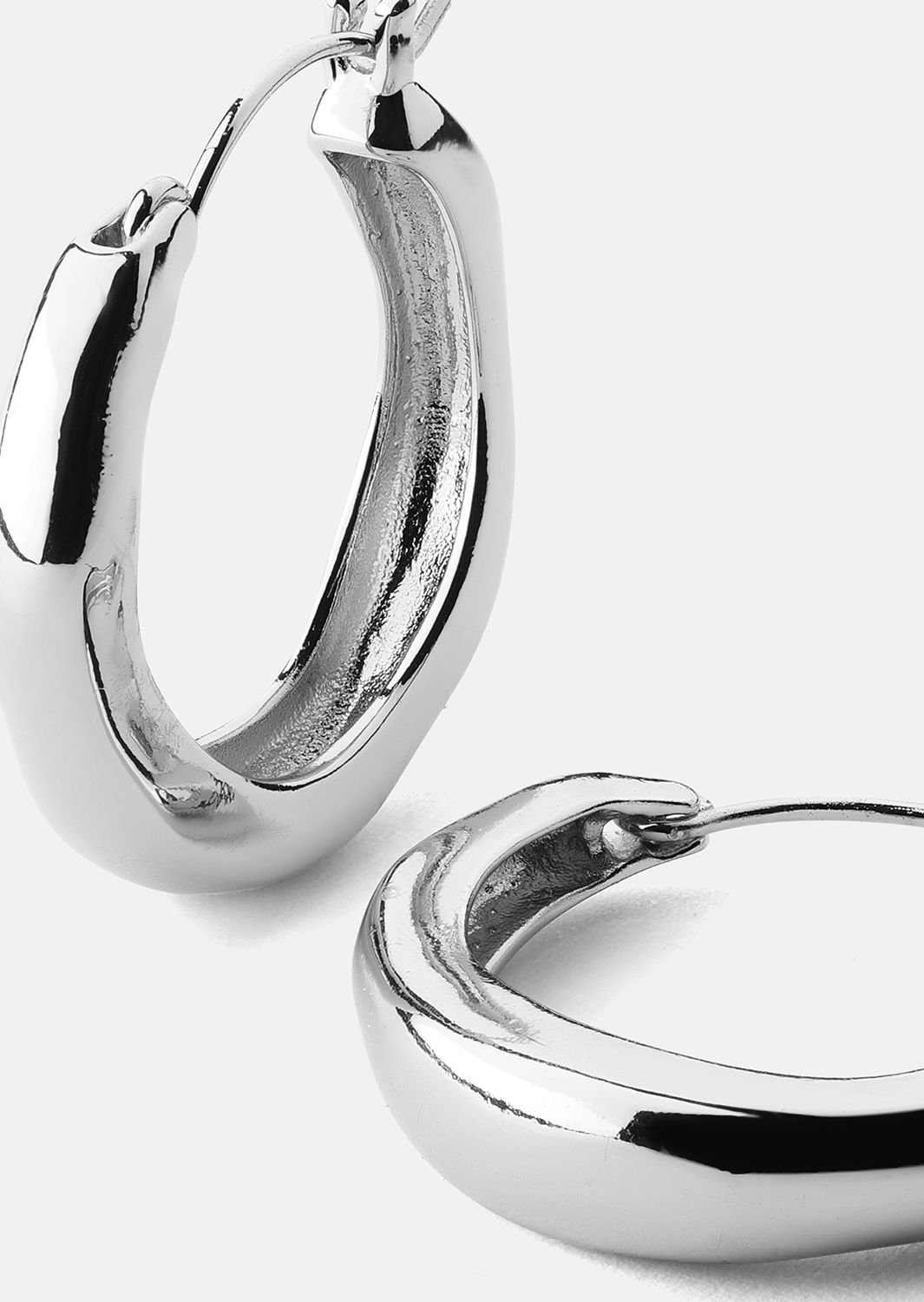 Örhänge Mila Hoops - Silverpläterat