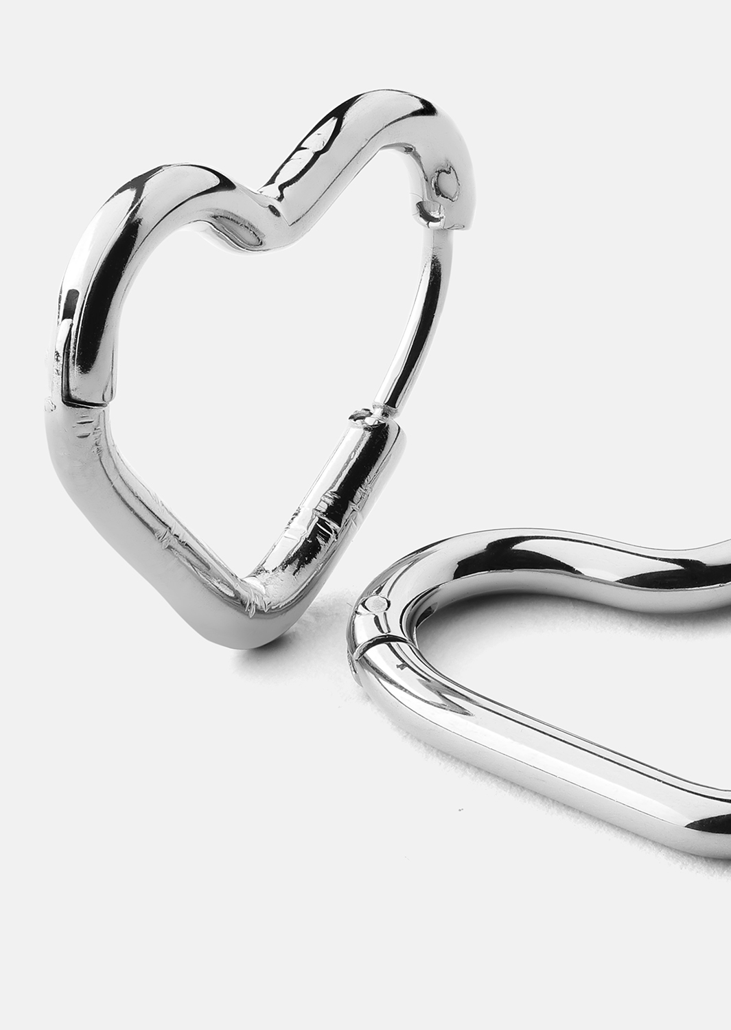Örhänge Heart's Embrace - Silverpläterat